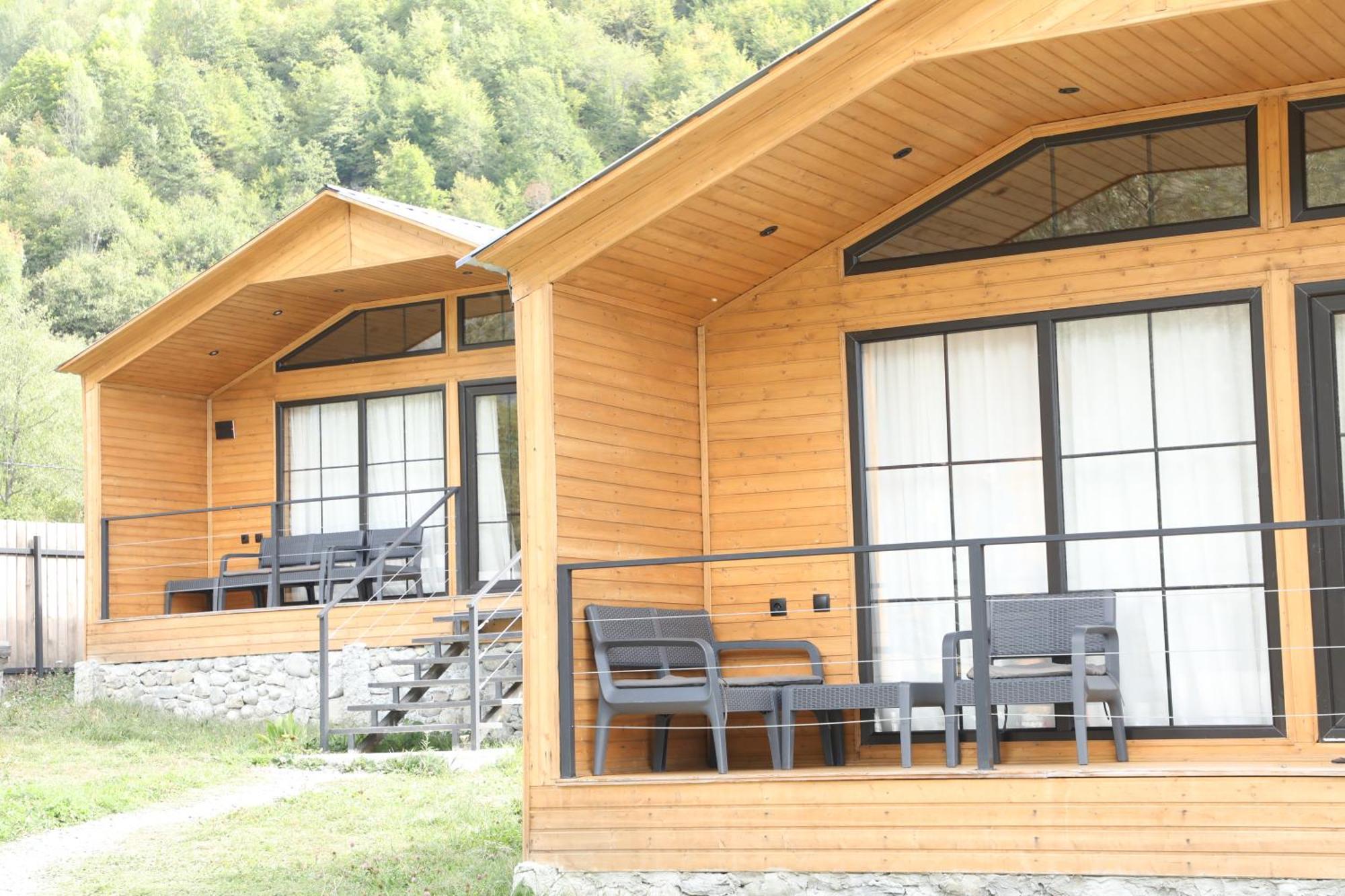 Mestia Villas Bagian luar foto