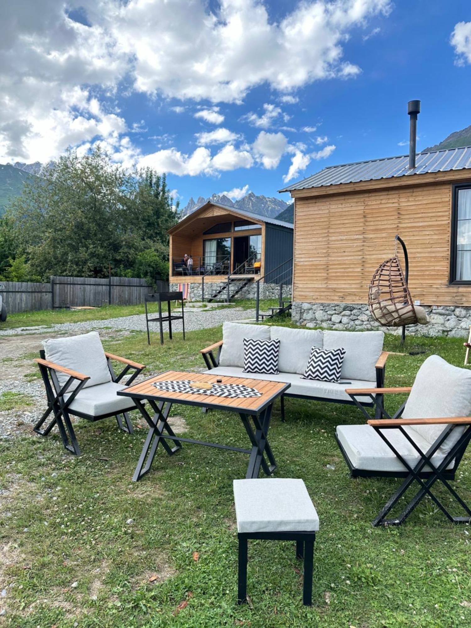 Mestia Villas Bagian luar foto