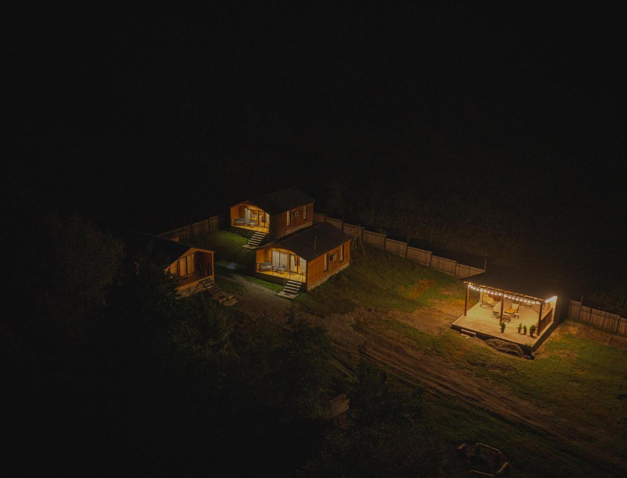 Mestia Villas Bagian luar foto