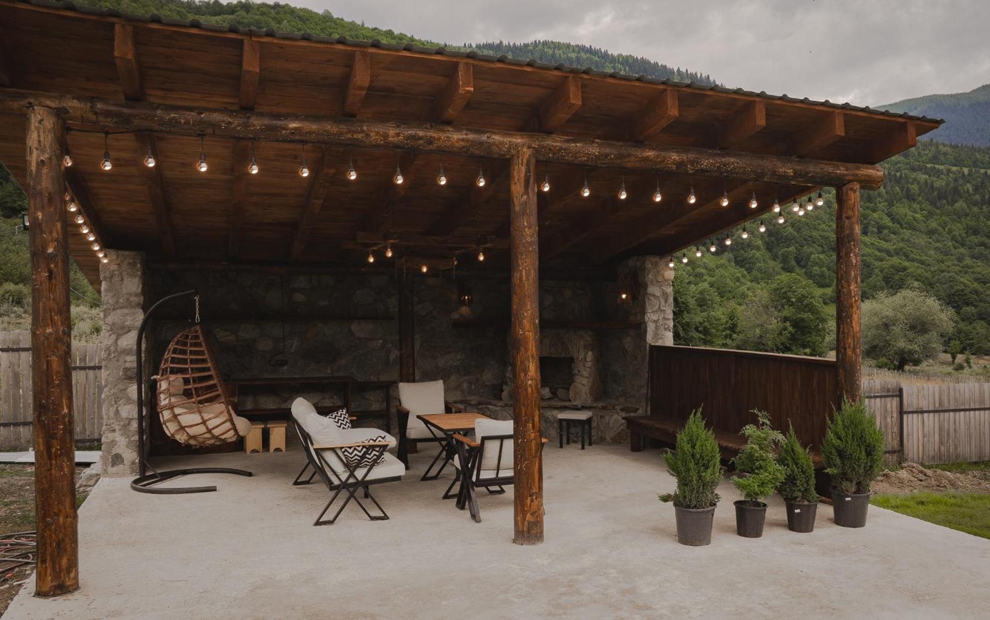 Mestia Villas Bagian luar foto