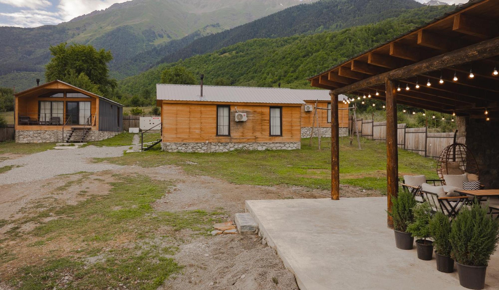 Mestia Villas Bagian luar foto