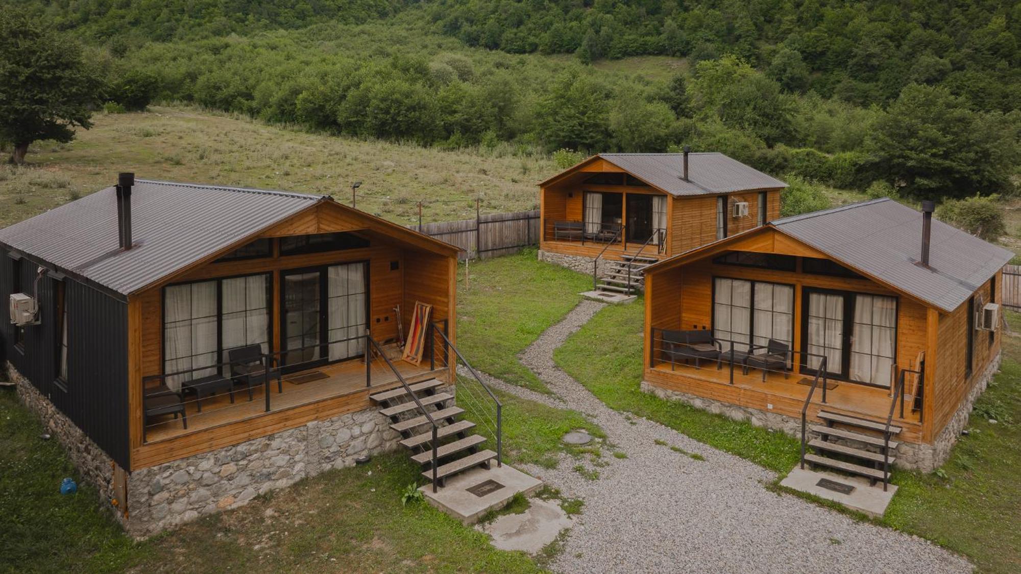 Mestia Villas Bagian luar foto