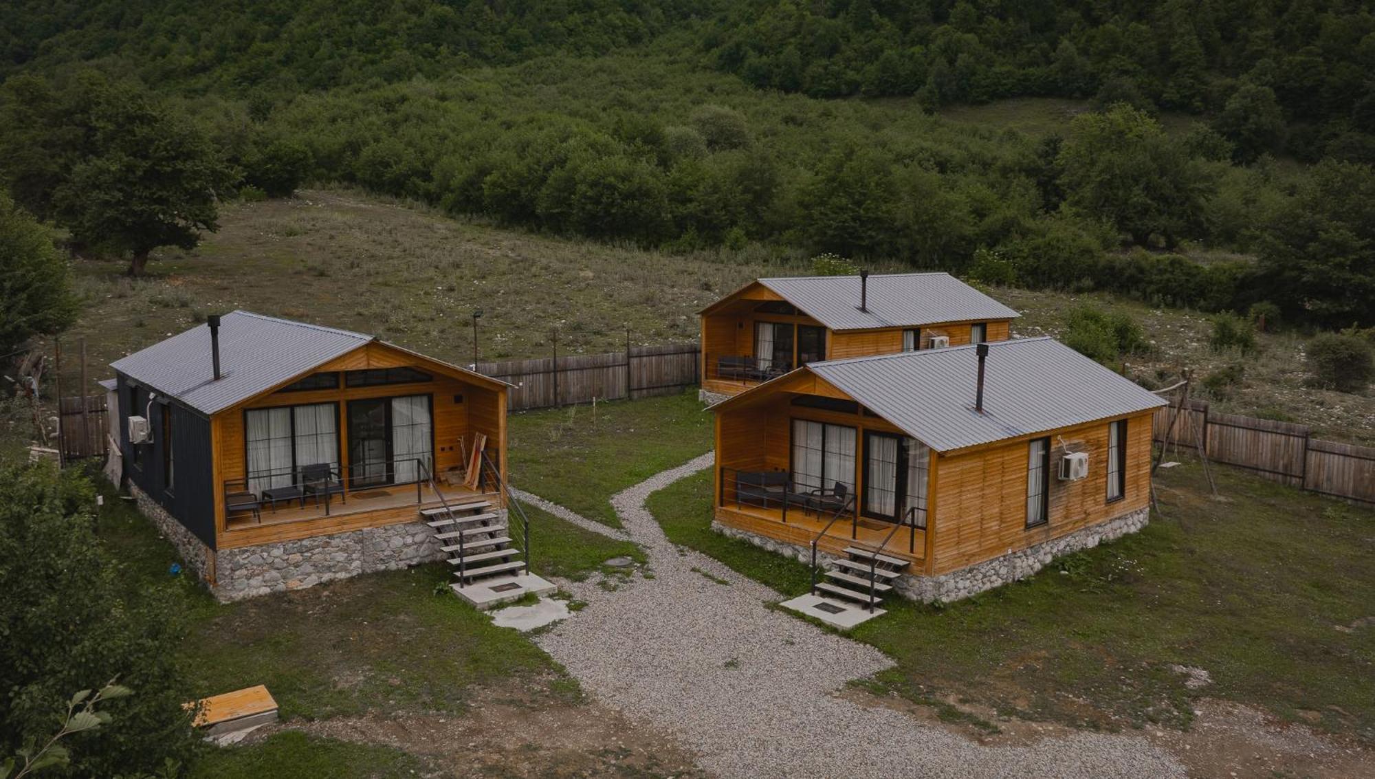 Mestia Villas Bagian luar foto