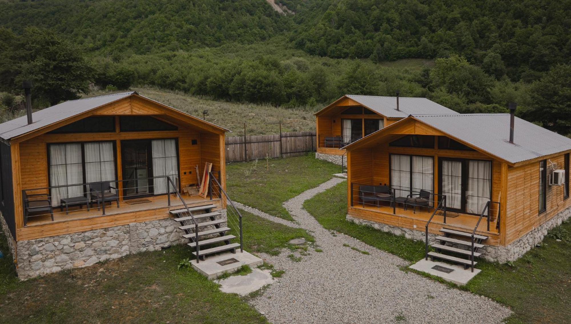 Mestia Villas Bagian luar foto