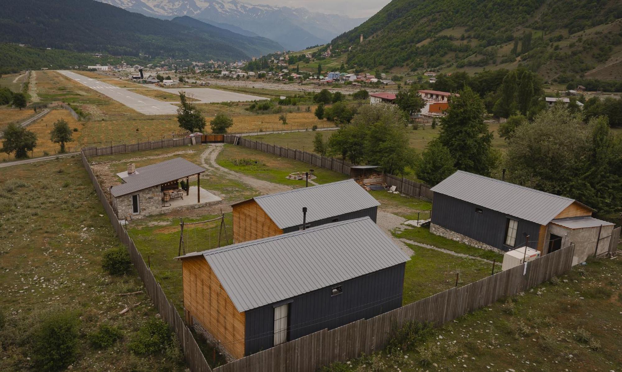Mestia Villas Bagian luar foto